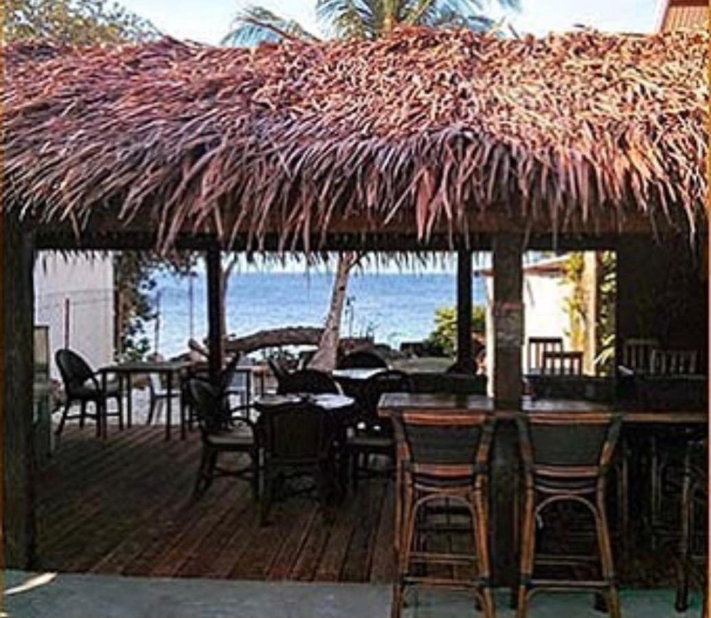 Pescador View - Beachfront & Nearby The Ocean Hostels & Restaurant Moalboal Exteriör bild
