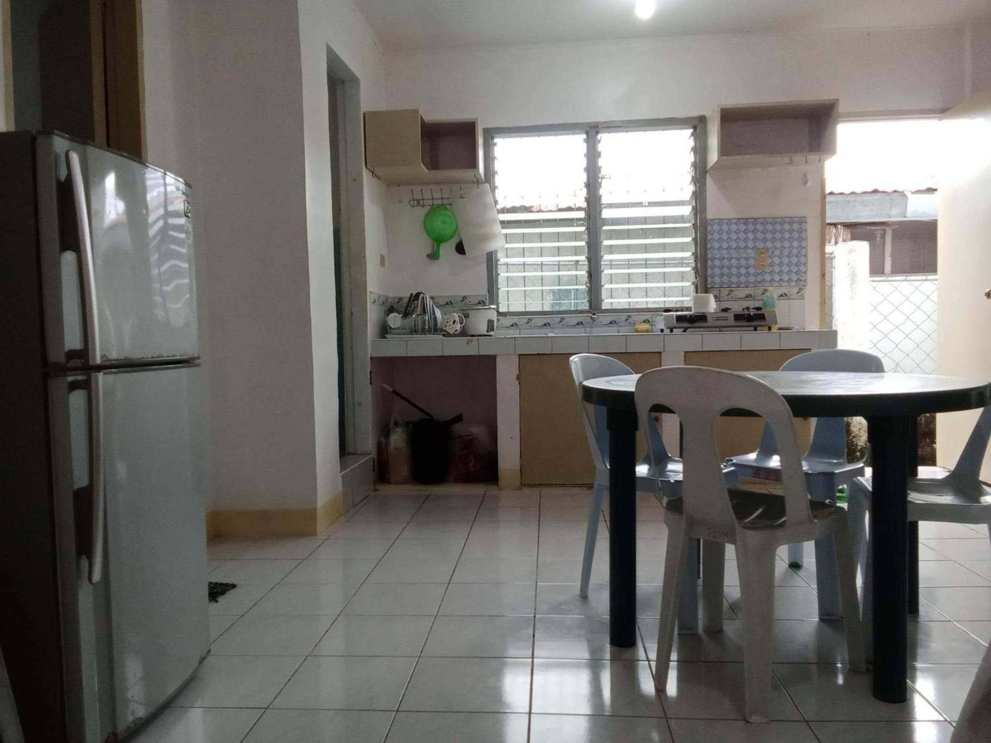 Pescador View - Beachfront & Nearby The Ocean Hostels & Restaurant Moalboal Rum bild